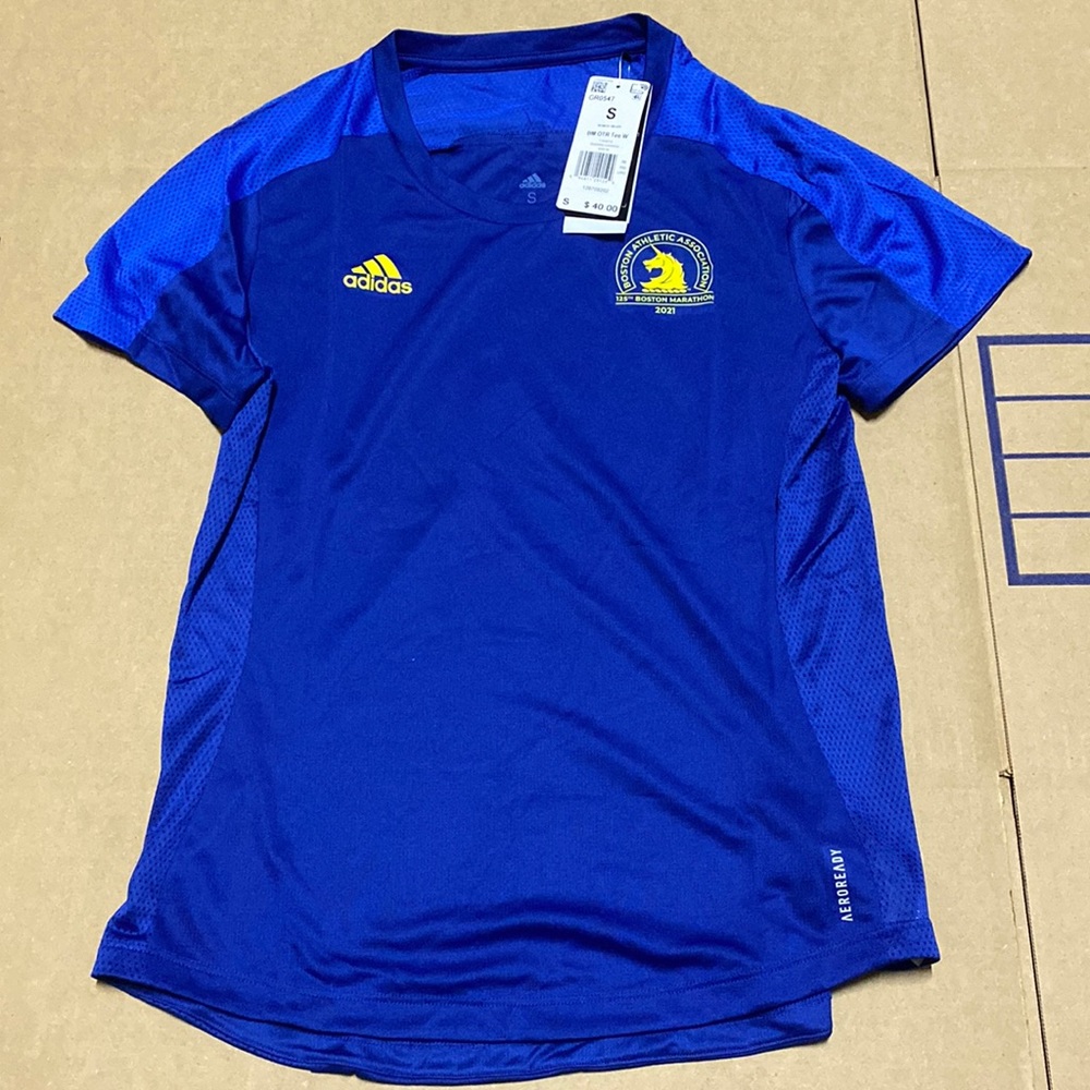 Adidas Women Boston Marathon OTR tee GR0547